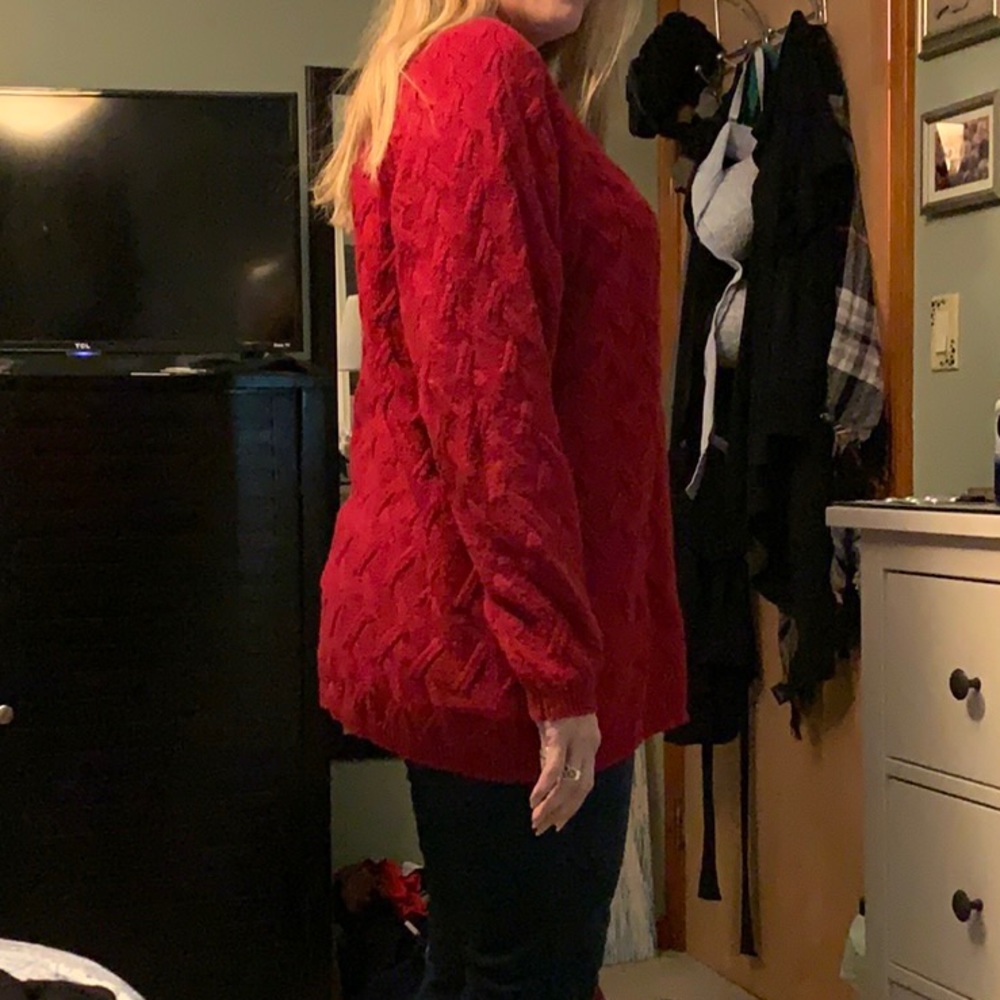 Cranberry red knit sweater - Picture 4 of 4